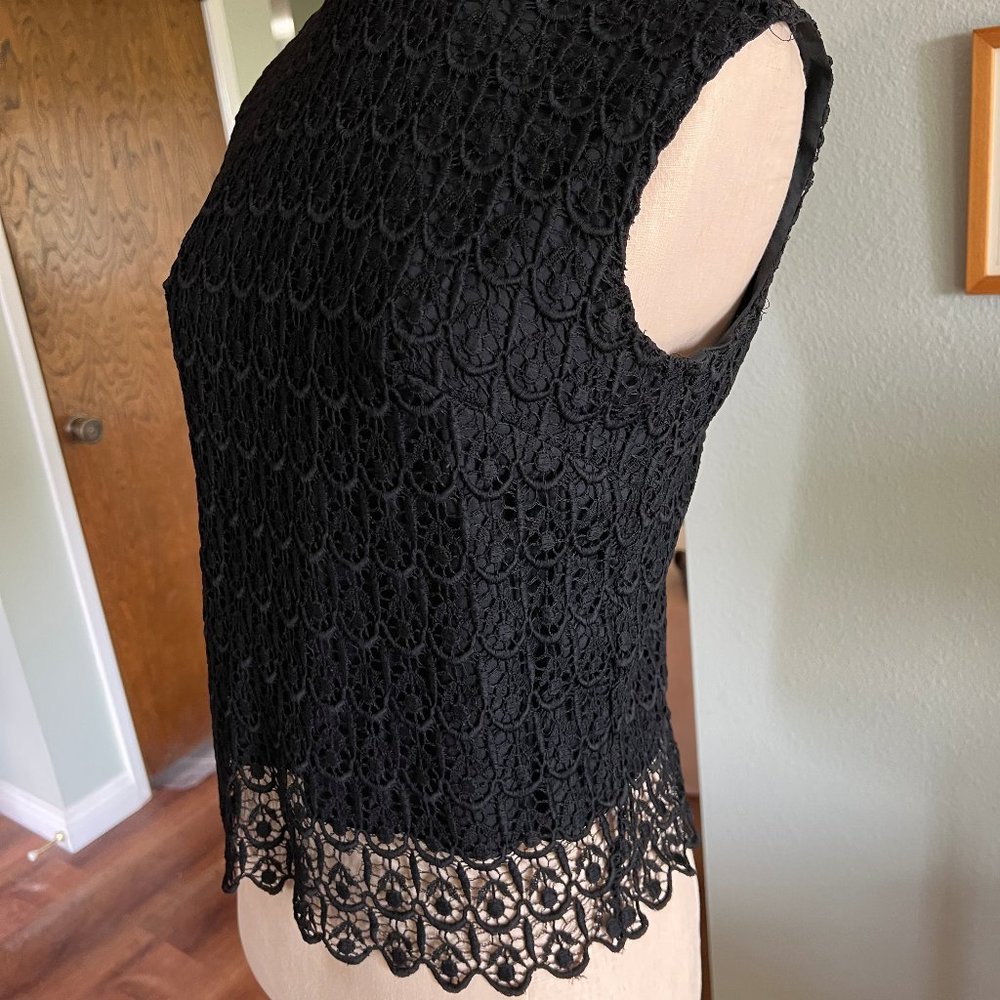 Retro Vintage Black Lace Top Size 8